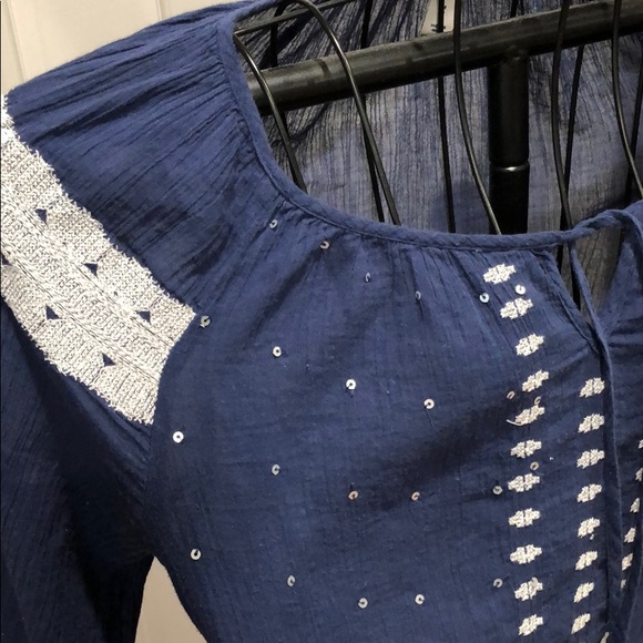 Old Navy Top -Medium - Picture 3 of 7